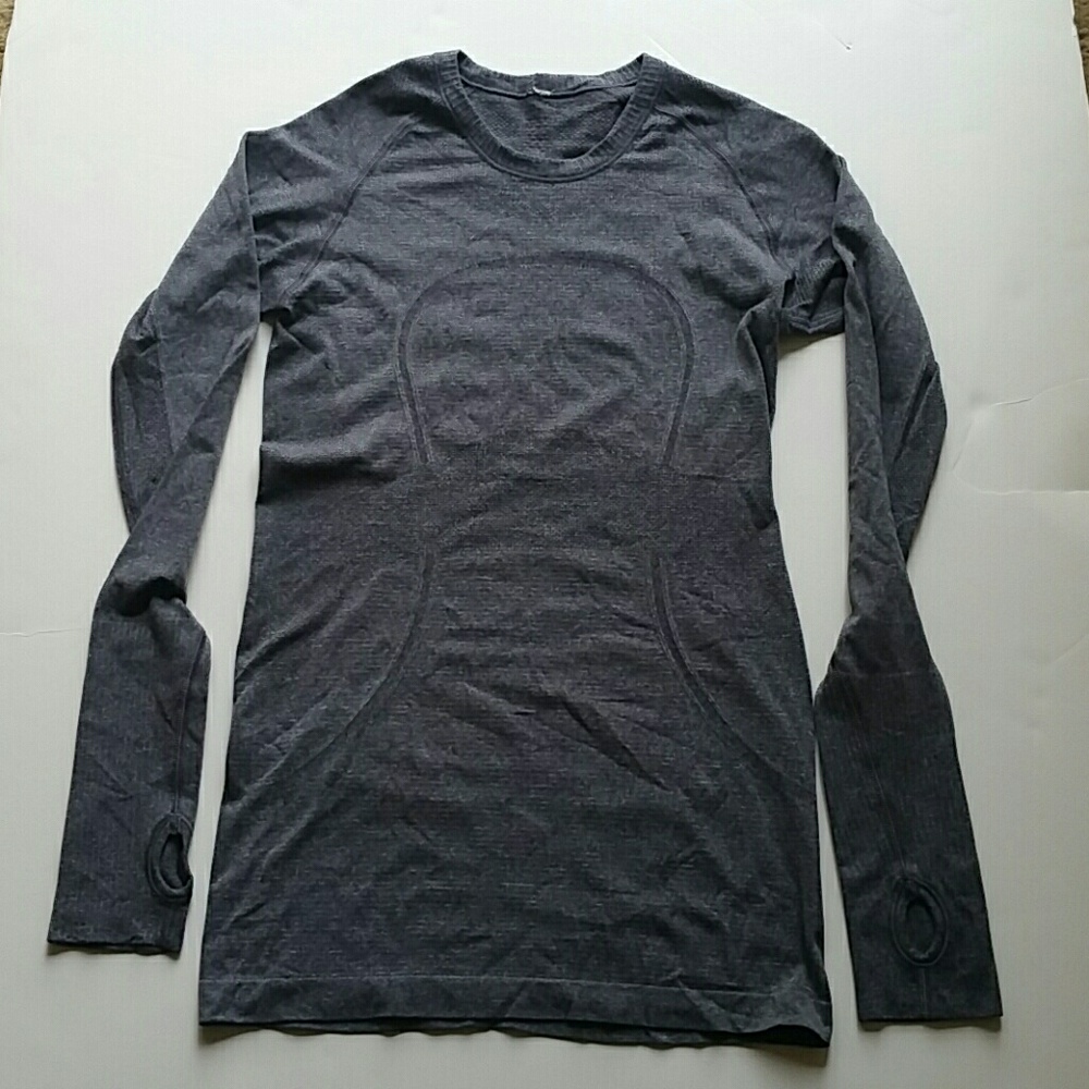 lululemon athletica Charcoal Long Sleeve Tee